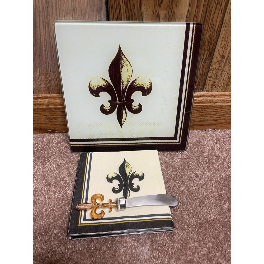 vintage Glass Square Cutting Board w/Plastic Fleur-de-lis 7.75"X 7.75"